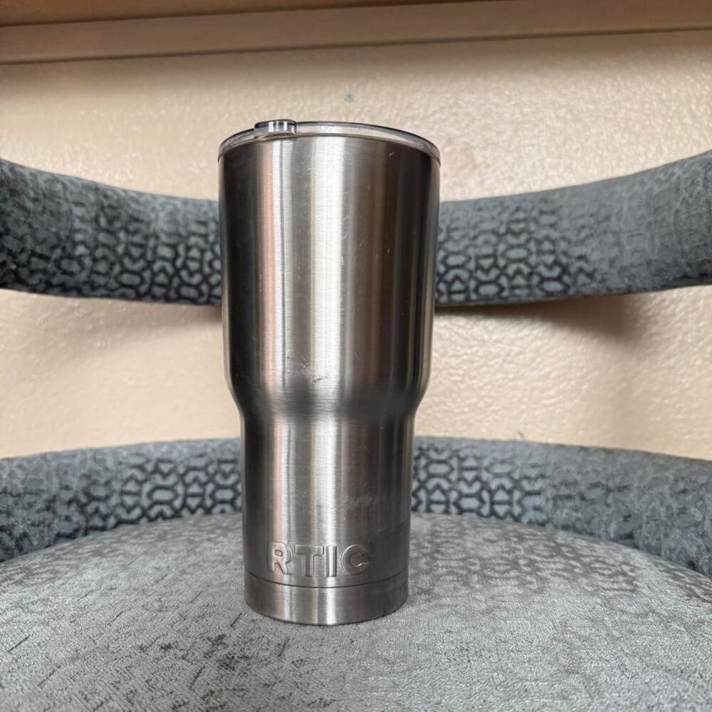 Unbranded Silver Dinnerware